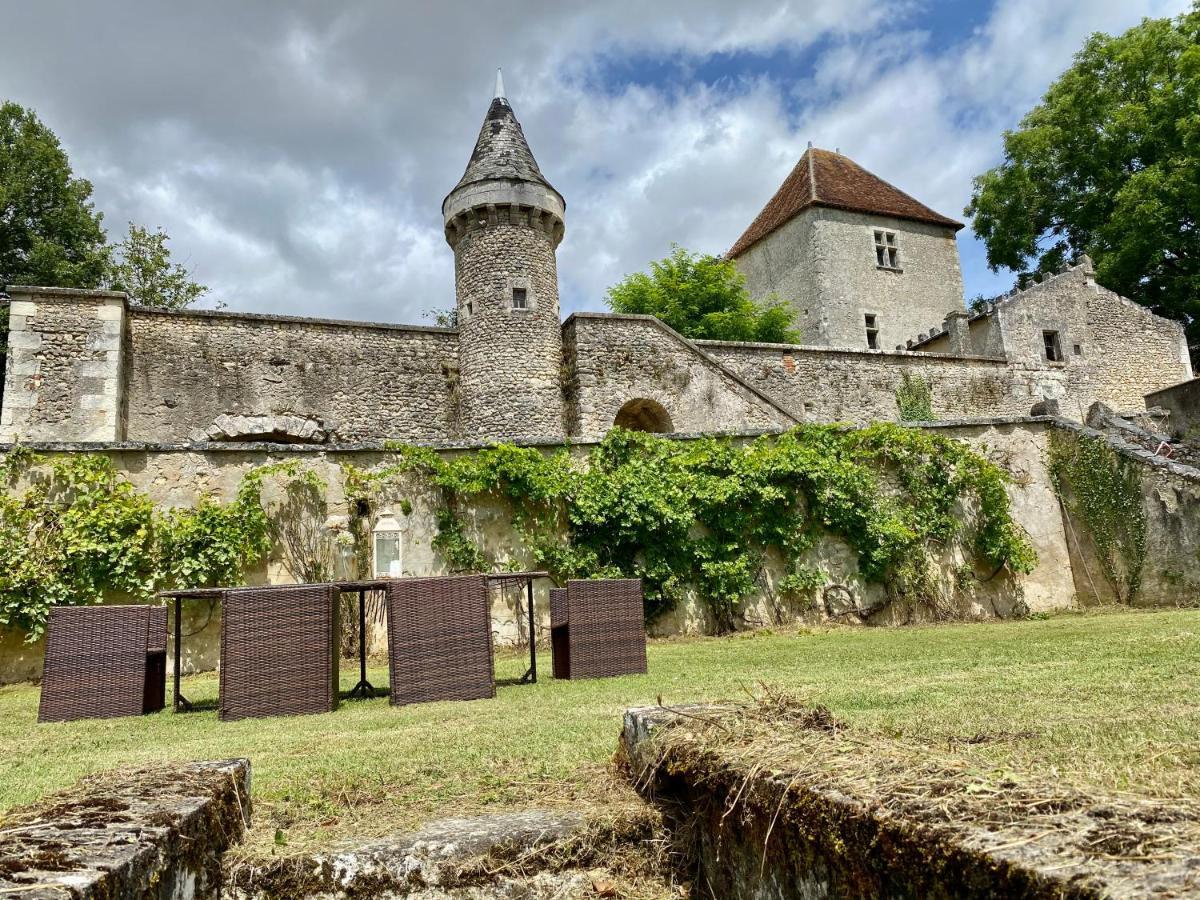 Вилла Domaine De Migny Saint-Cyran-du-Jambot Экстерьер фото